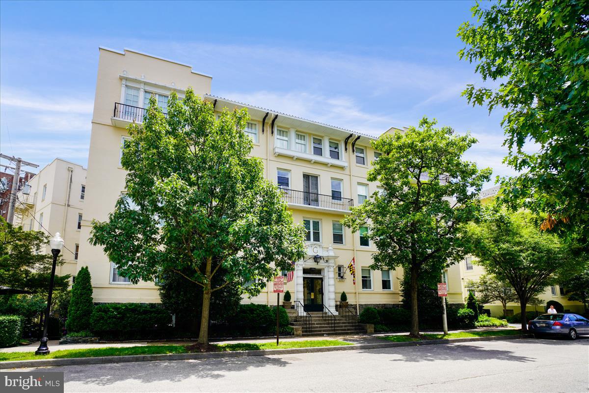 3405 Greenway Grn #106 — photo