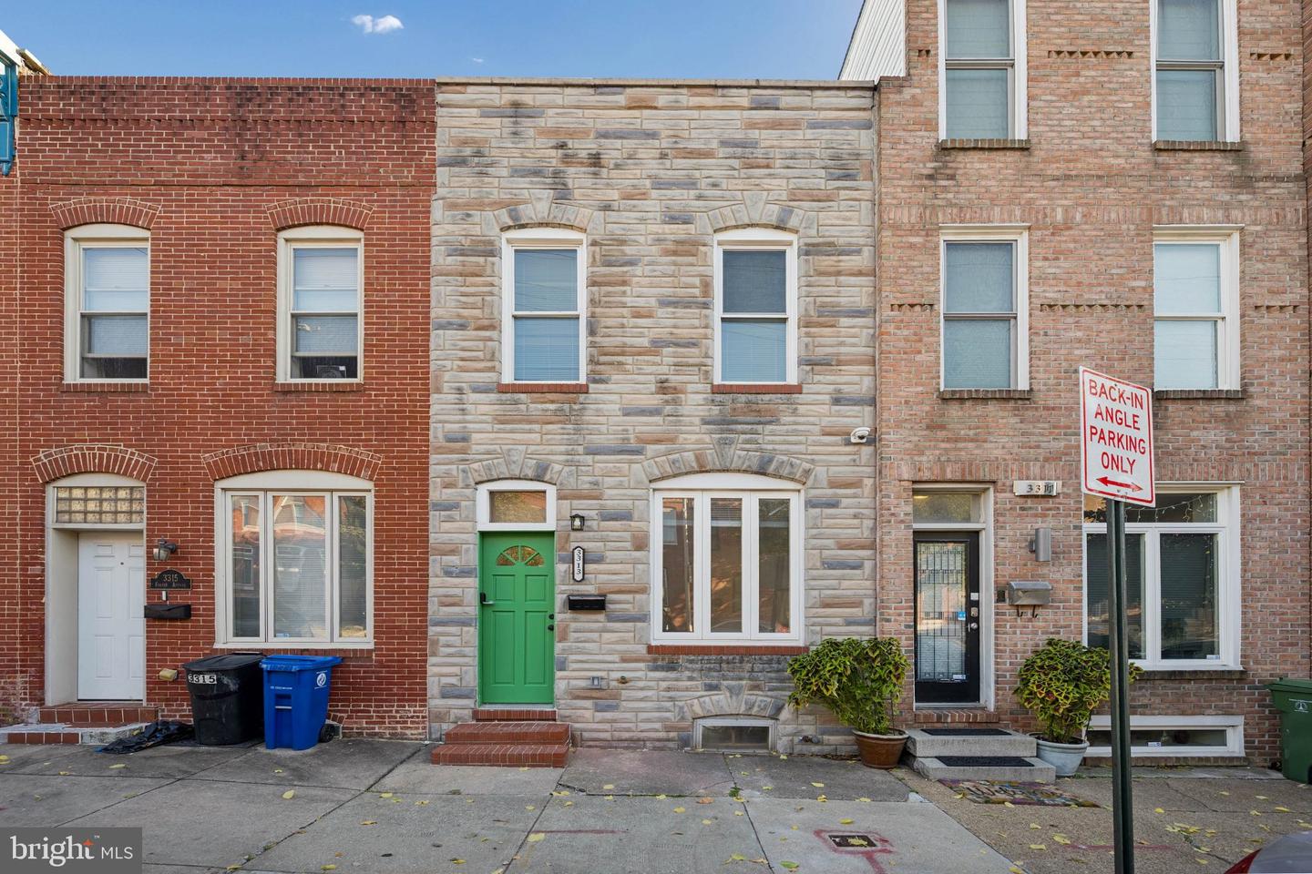 3313 Foster Ave — photo