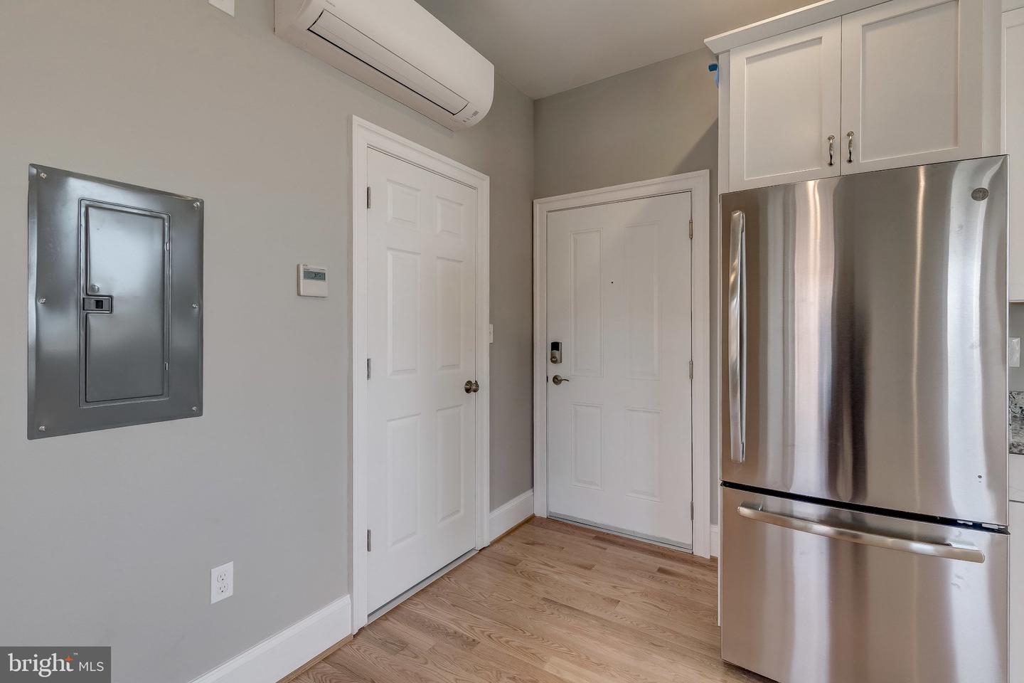1214 Eutaw Pl #001 — photo