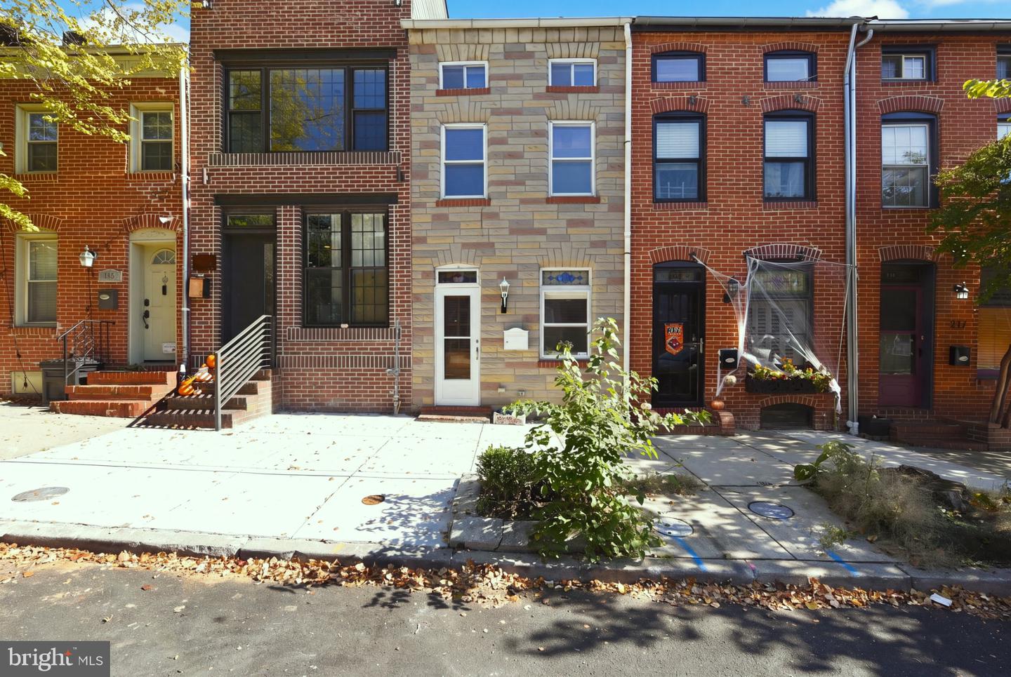 313 S Washington St — photo
