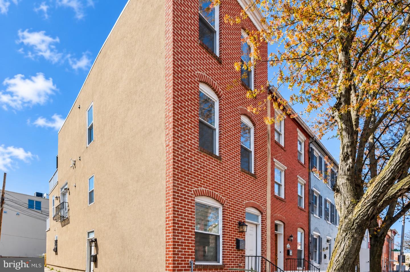 5 W West St #2 — photo