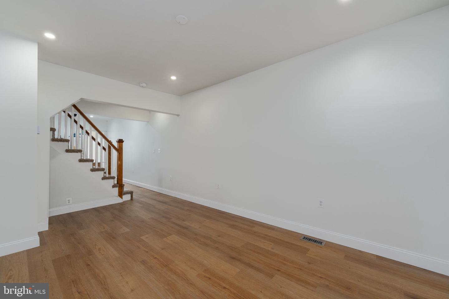 433 E 23rd Street, Baltimore, MD 21218 — photo 3