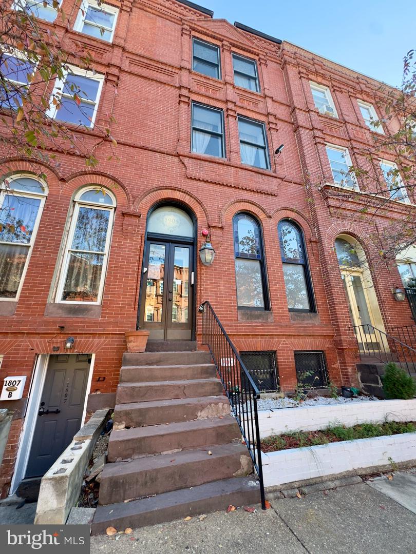 1805 Saint Paul St #2 — photo