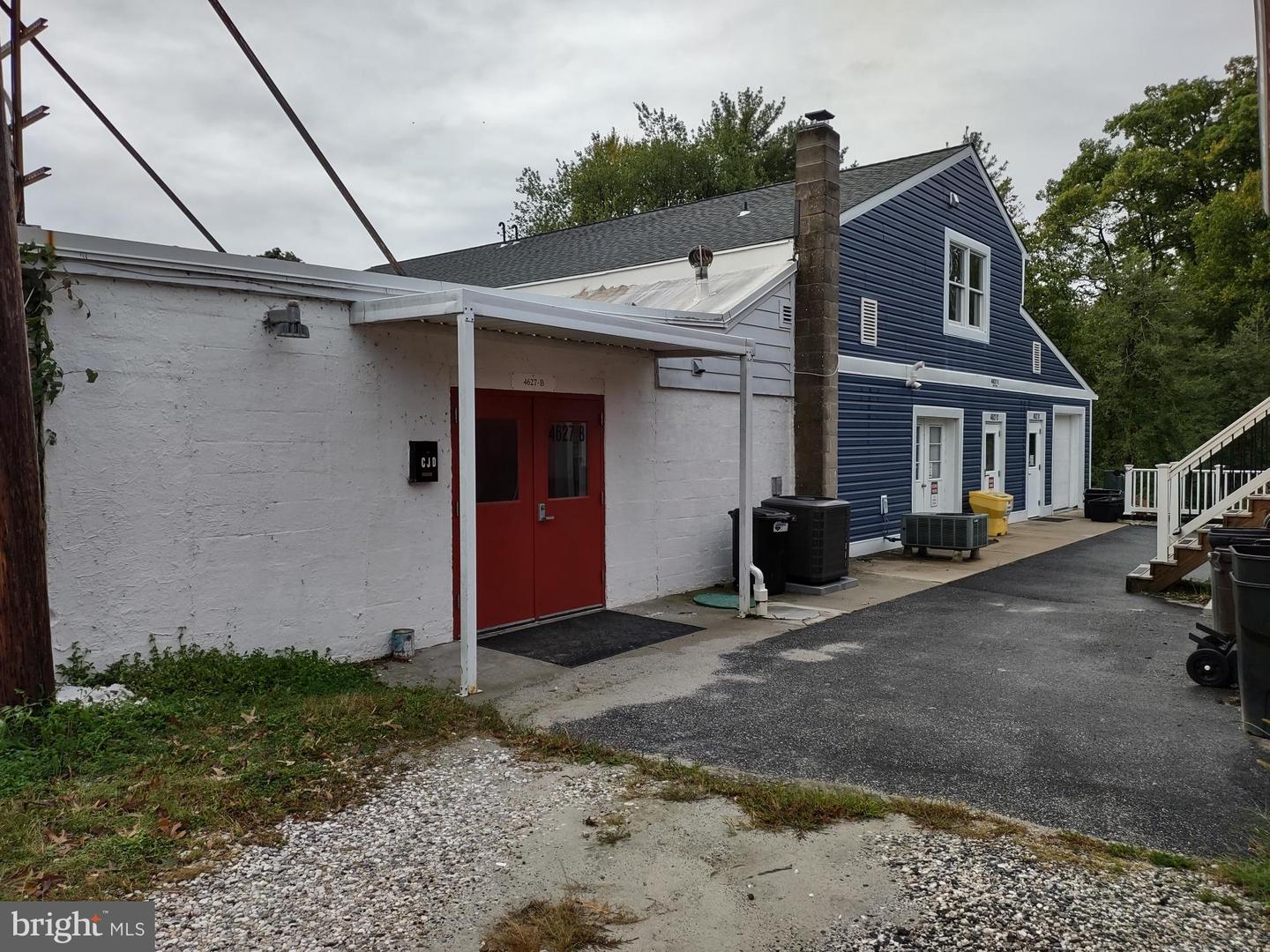 4627 Ridge Rd #G — photo