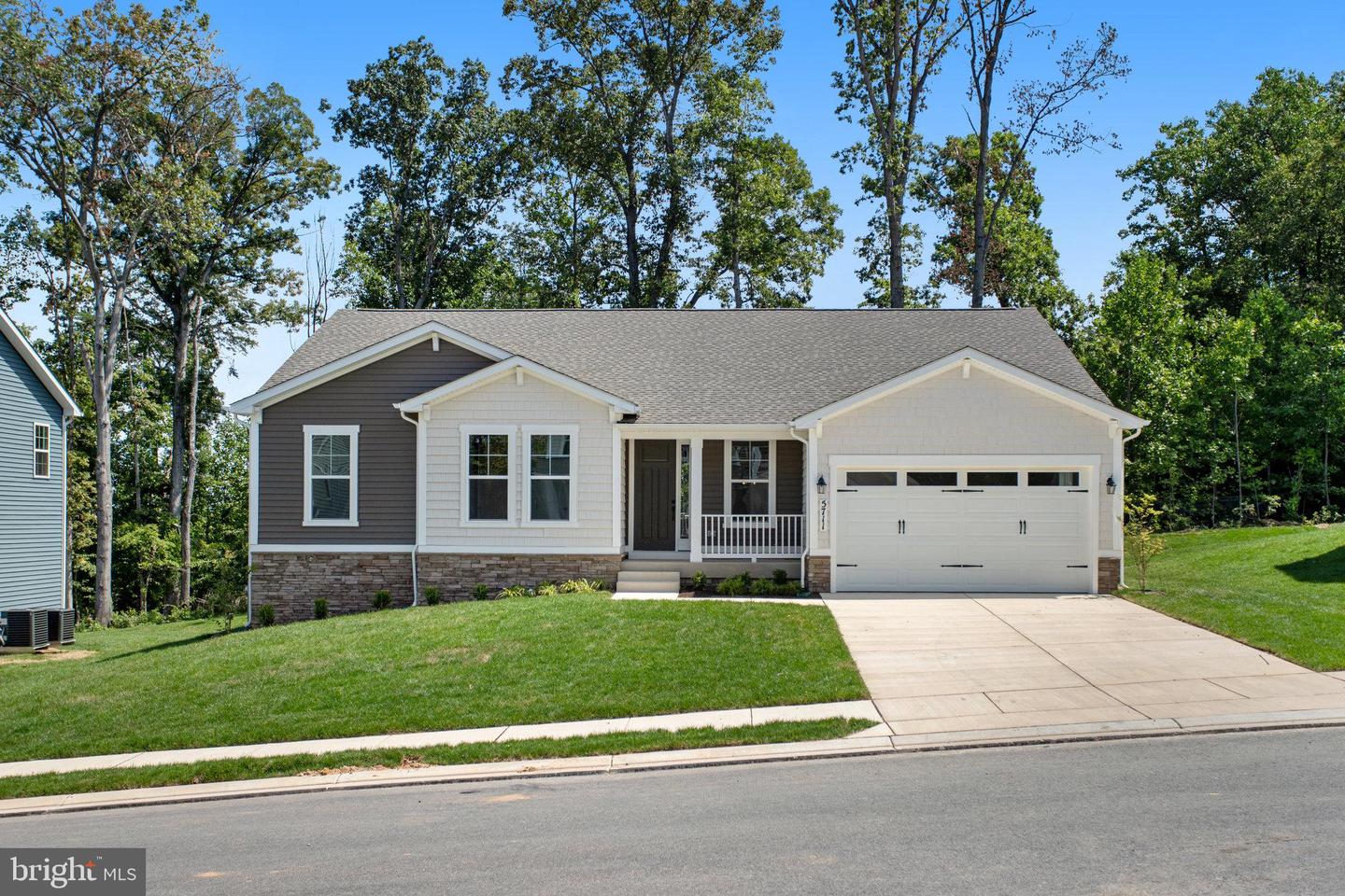5711 Charlies Way — photo