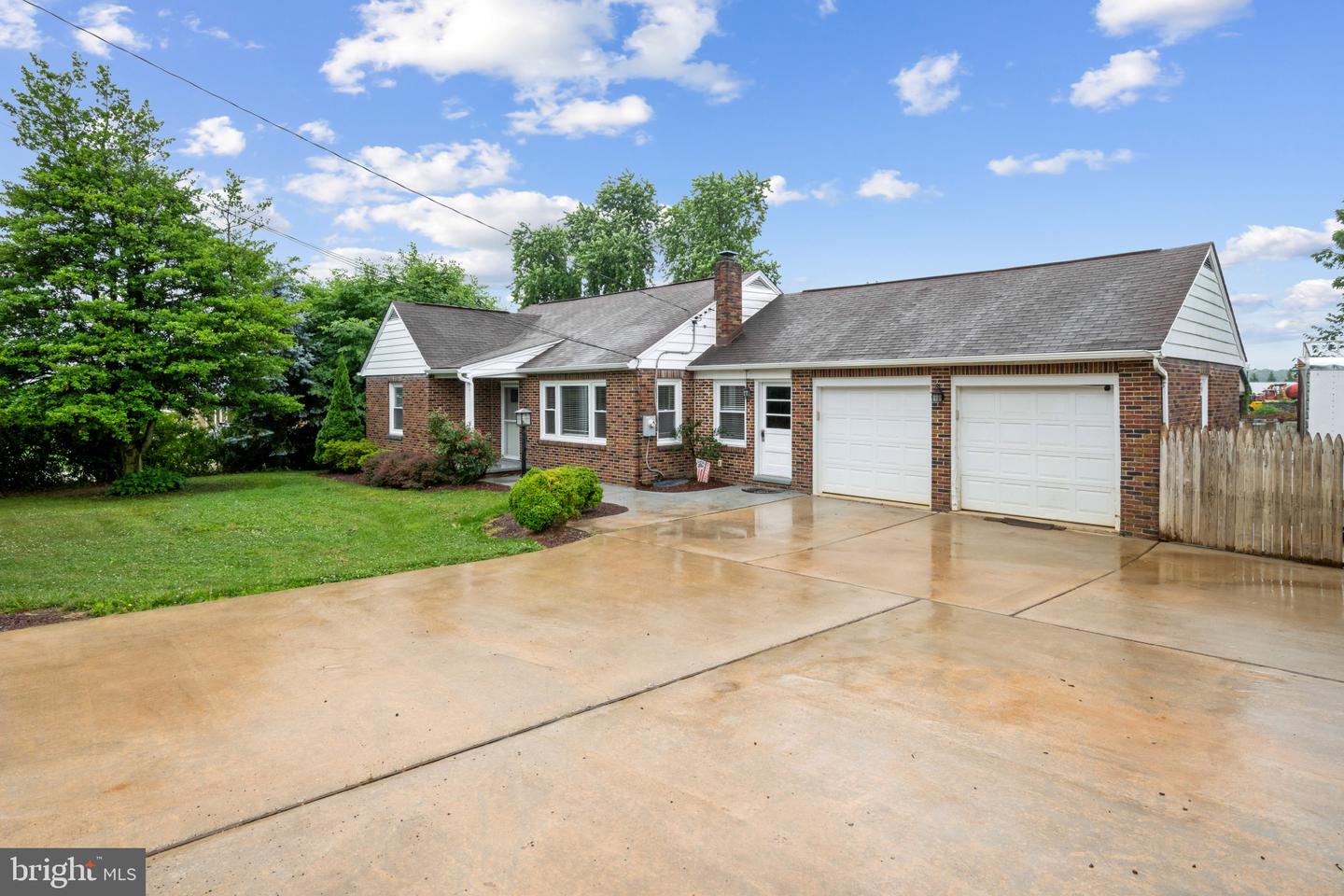 21618 York Rd — photo