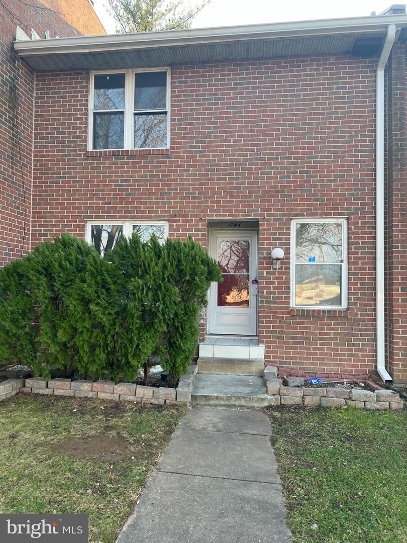 1704 Chesaco Ave — photo