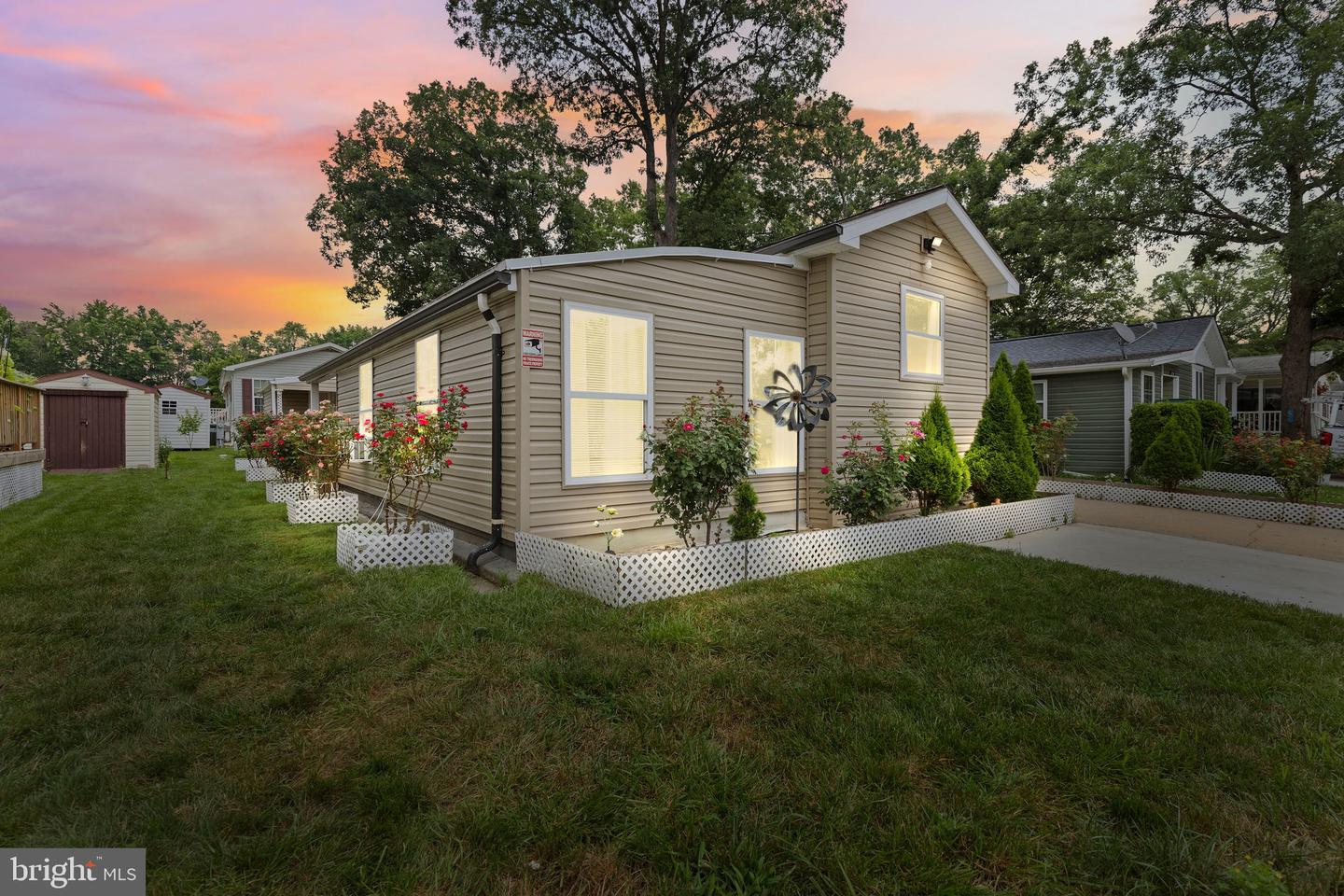 3512 Wagon Train Rd — photo