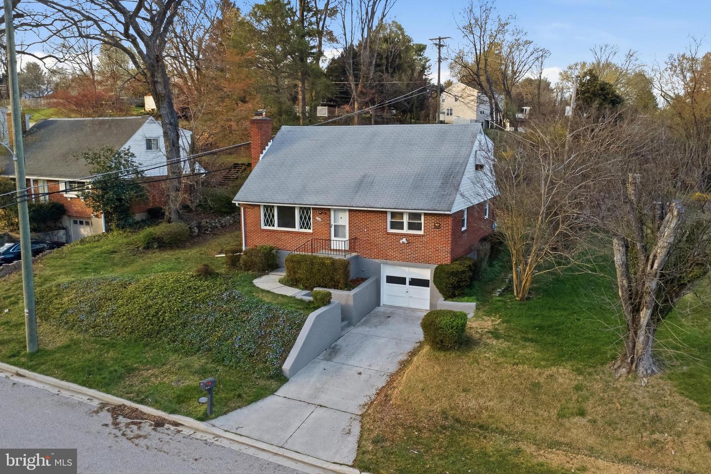 6703 Glenkirk Rd — photo