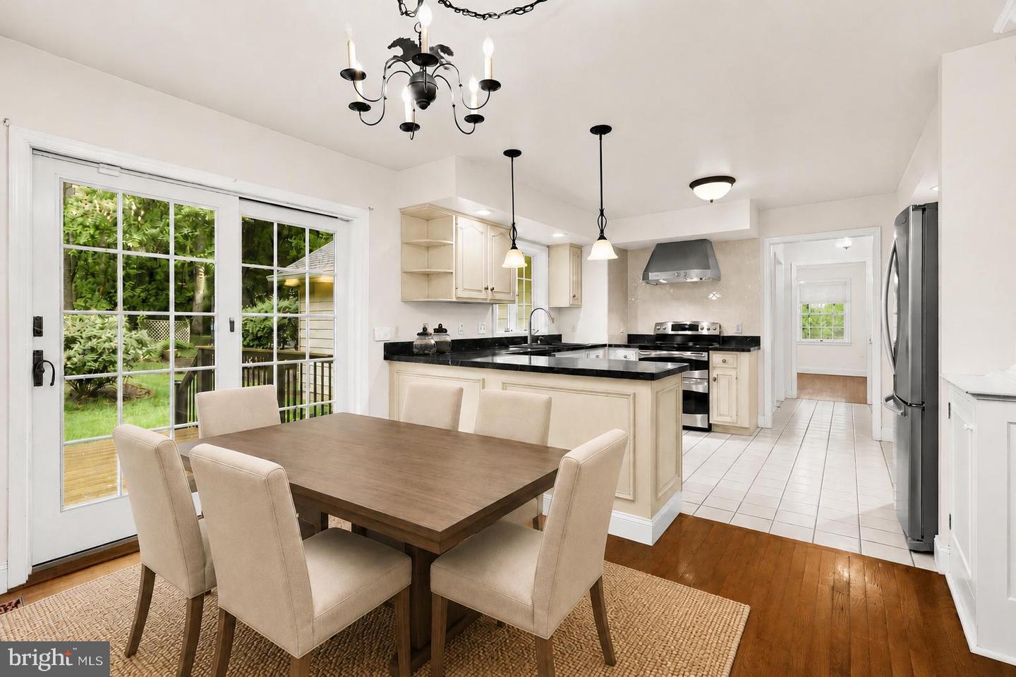 5602 Patterson Rd — photo