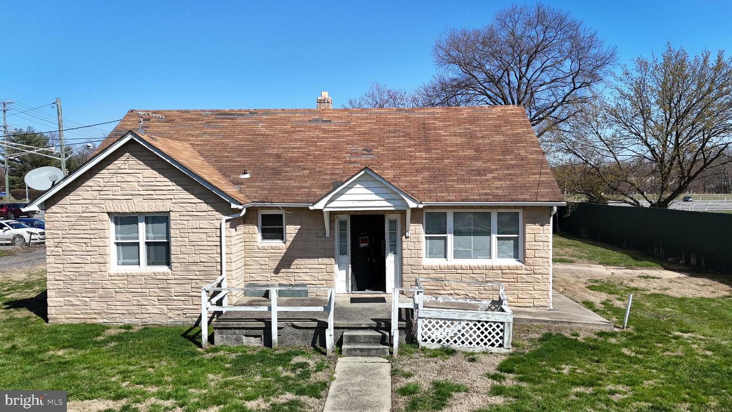 7 Woodland — photo