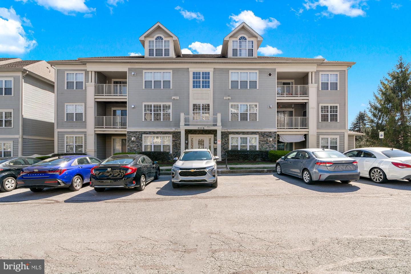 8809 Stone Ridge Cir #201 — photo