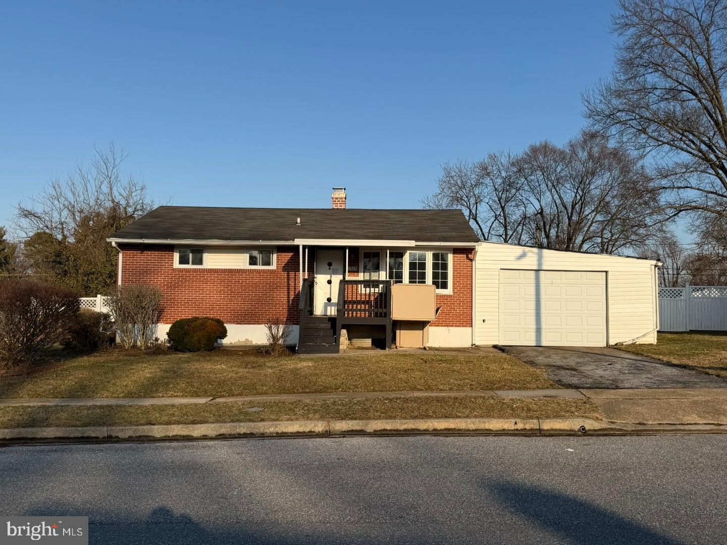 3829 Elmcroft Rd — photo