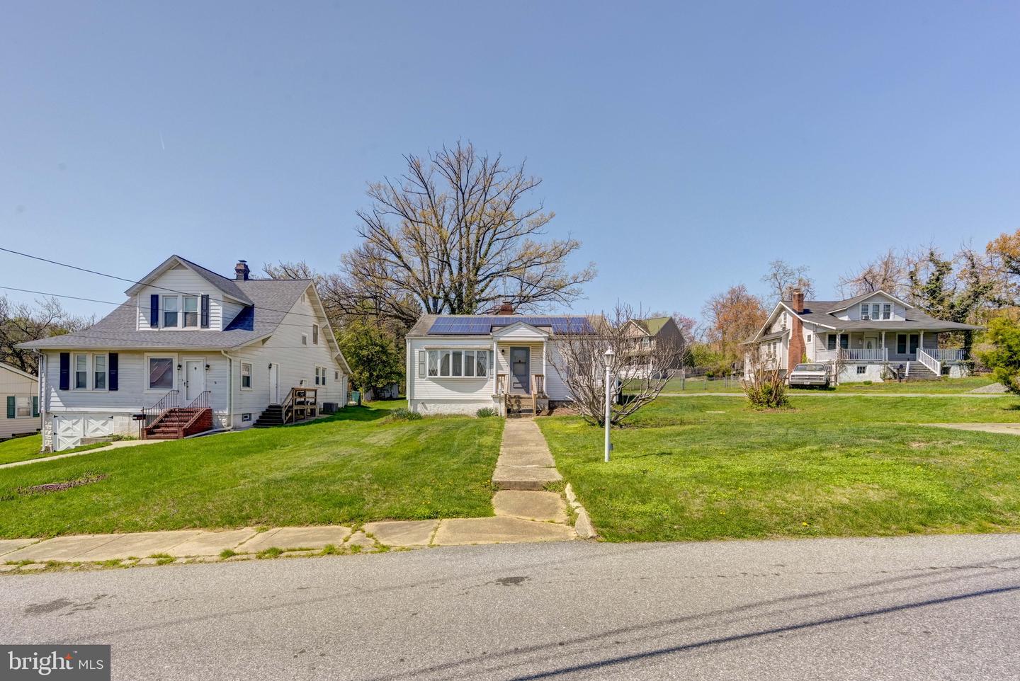 5630 Oakland Rd — photo