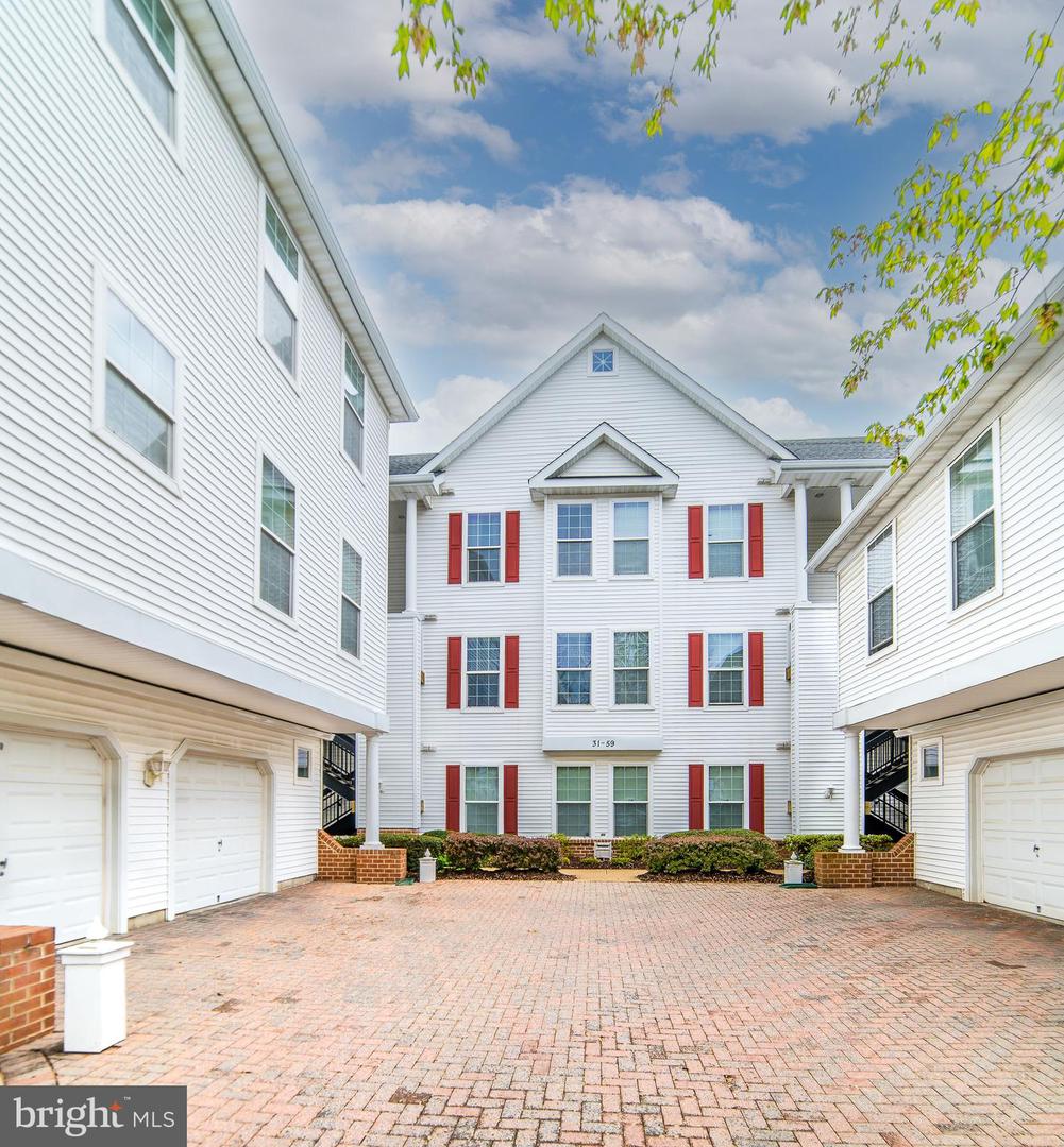 55 Hawk Rise Ln #303 — photo