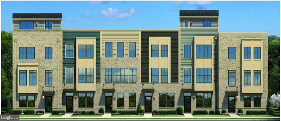 Distillery Ave #Clarendon 4-Story — photo