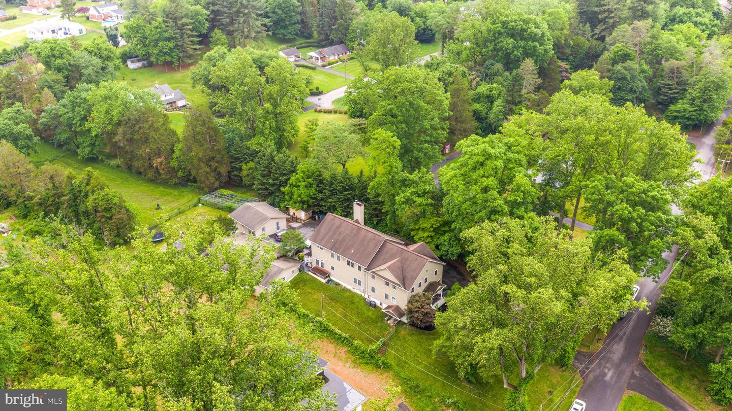 11809 Cedar Ln — photo