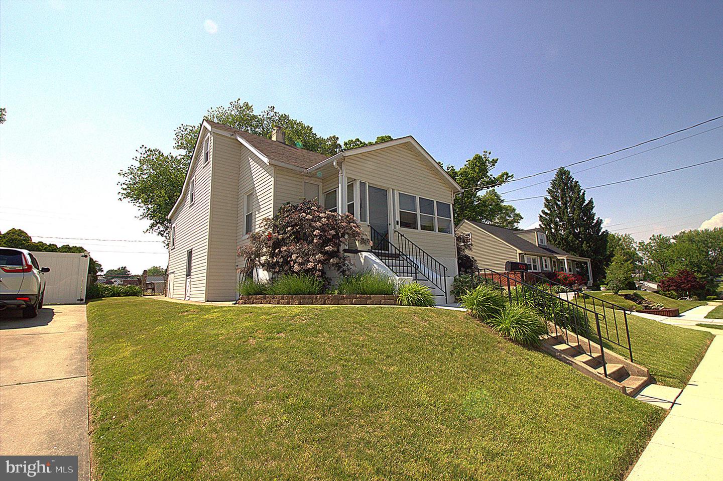8614 Wendell Ave — photo