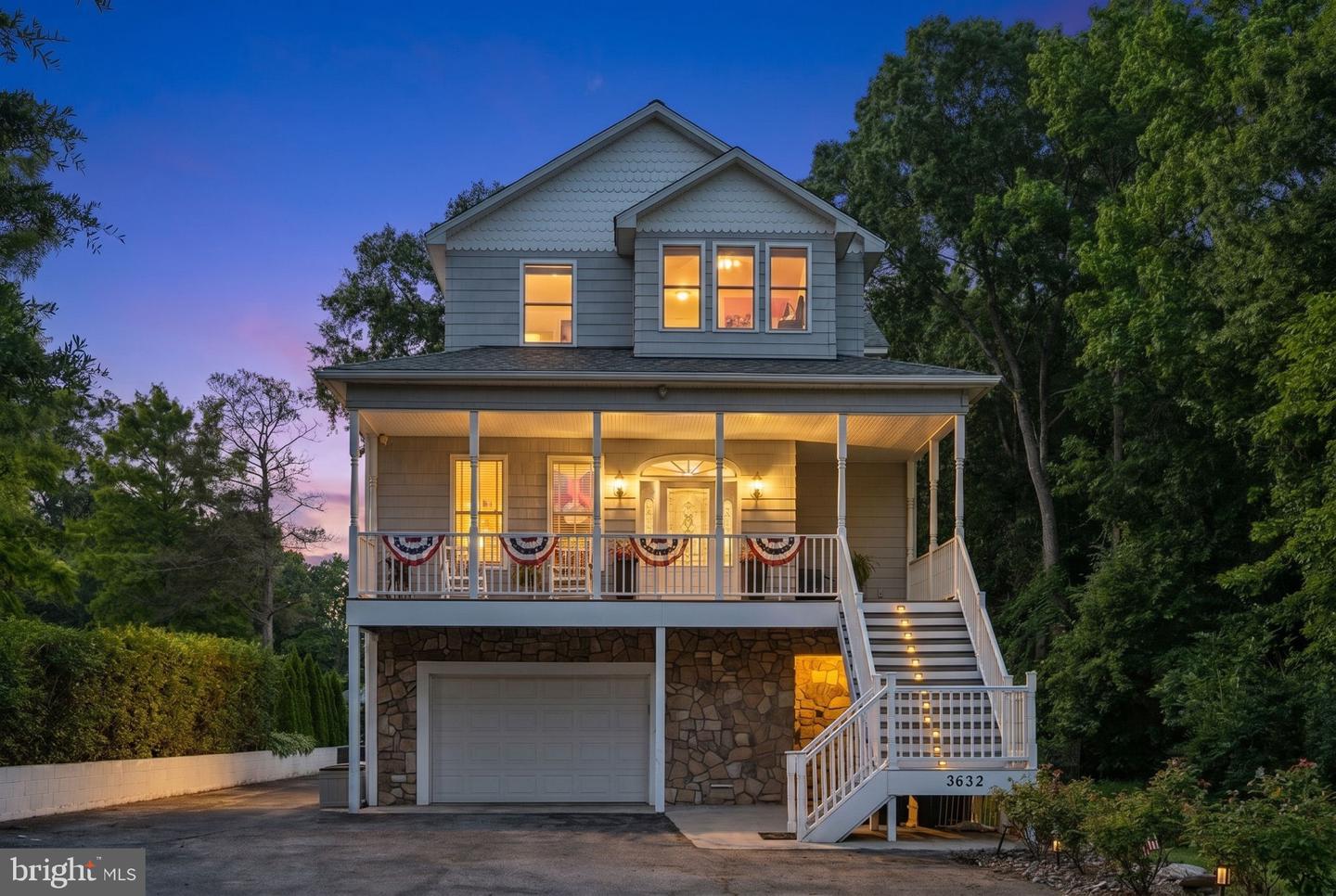 3632 Bay Dr — photo