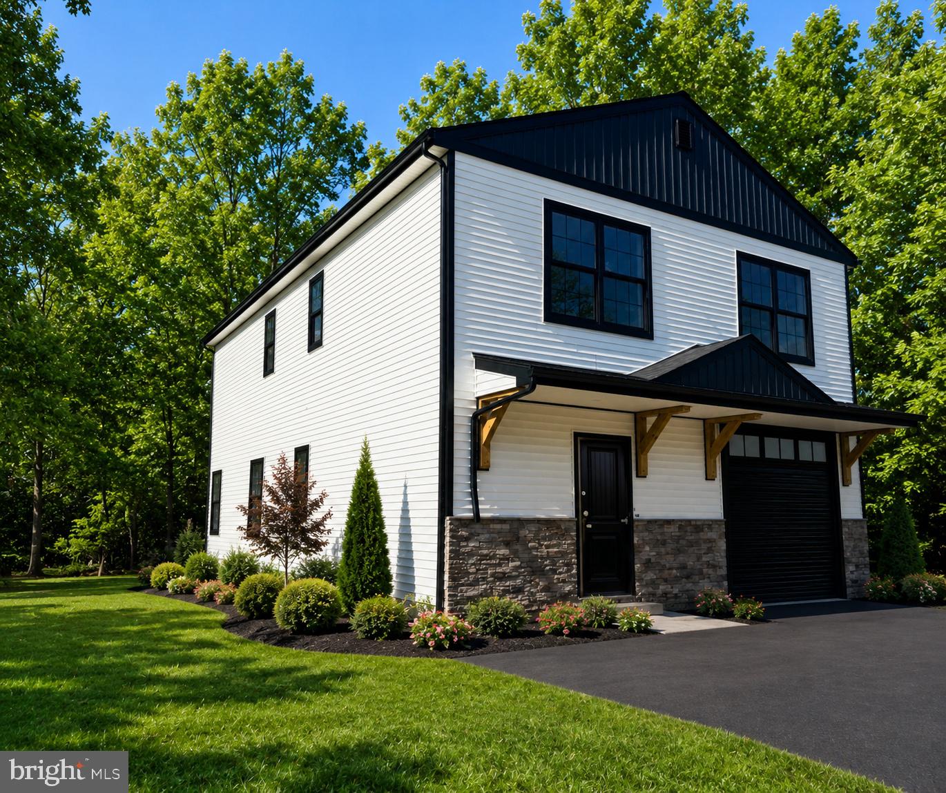 821 Middle Road, Baltimore, MD 21220 — photo 2