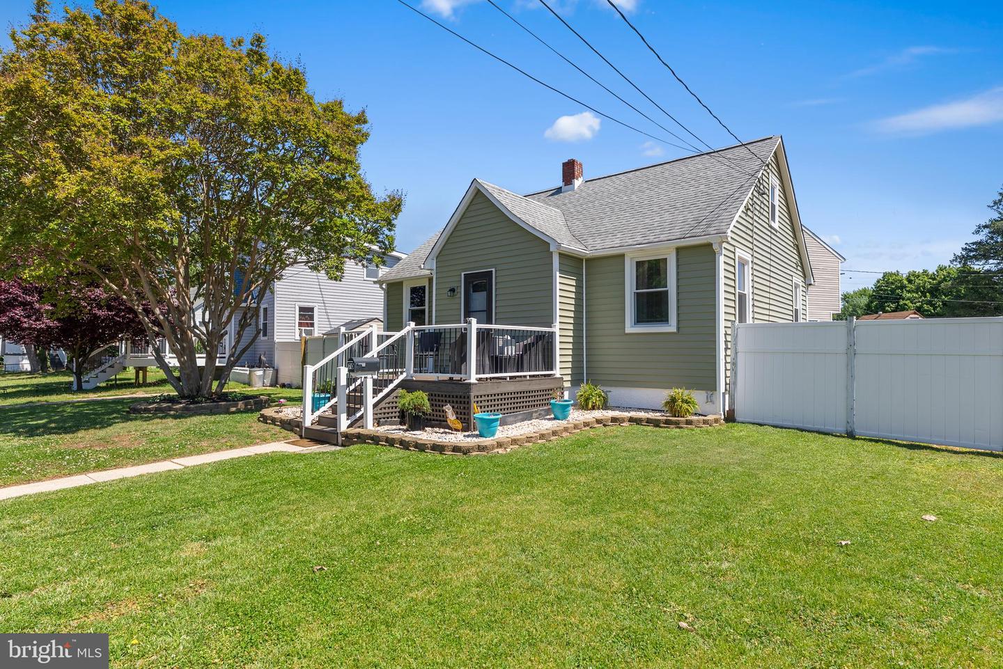 70 DEL RIO ROAD, BALTIMORE MD 21222 — photo 2
