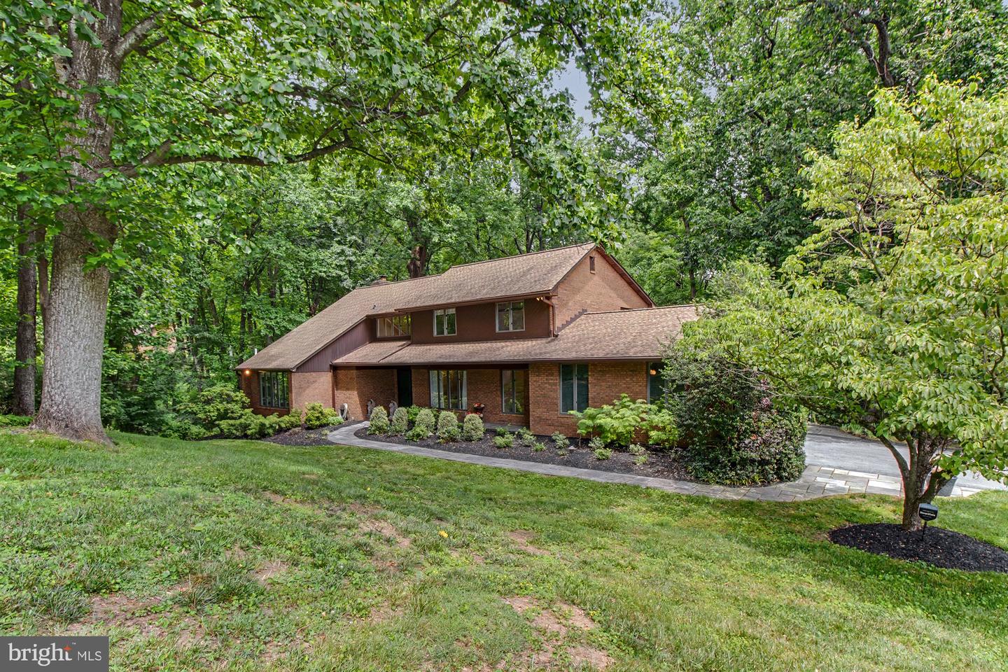 1503 Near Thicket Ln — photo