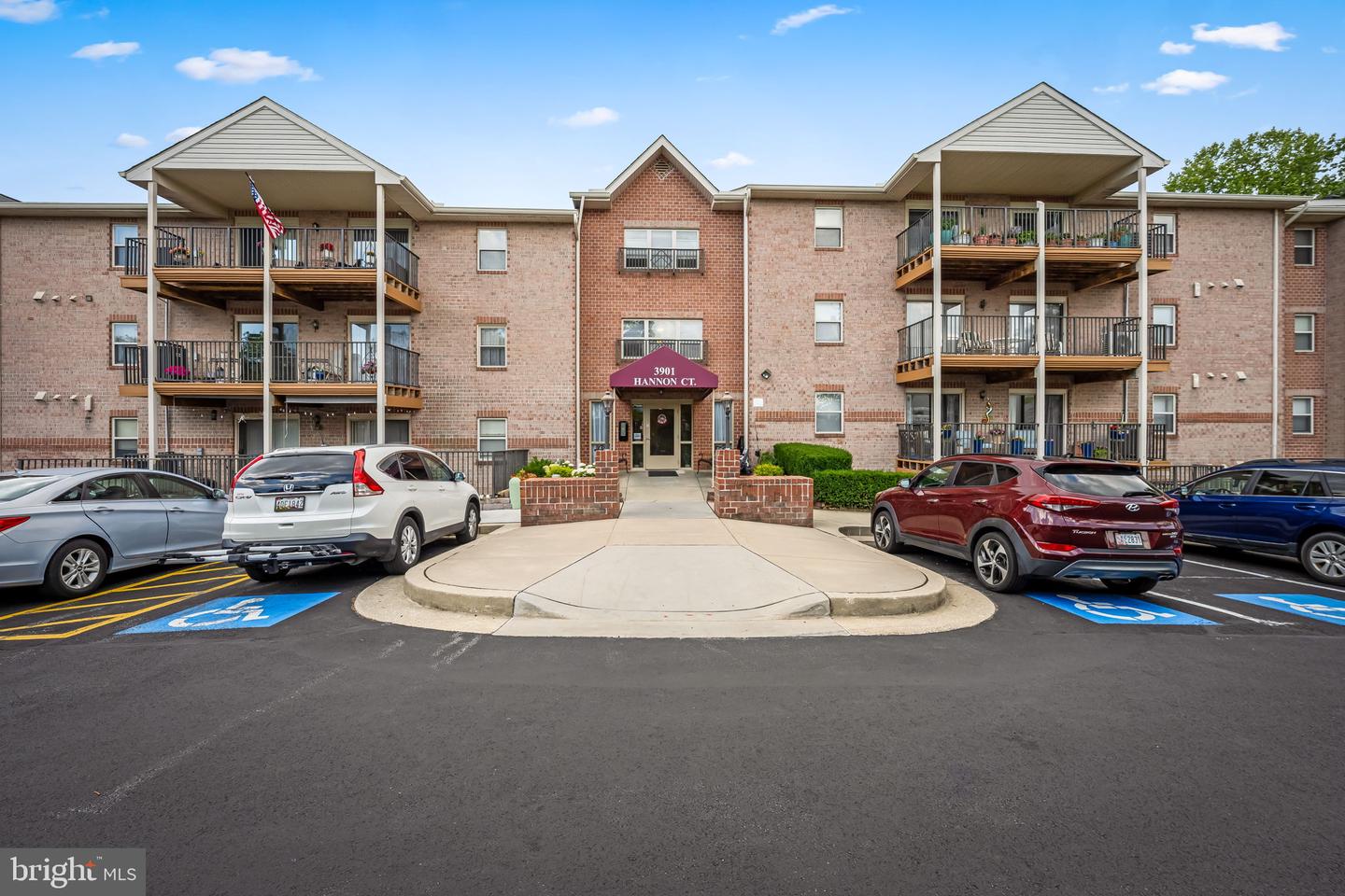 3901 Hannon Ct #3E — photo