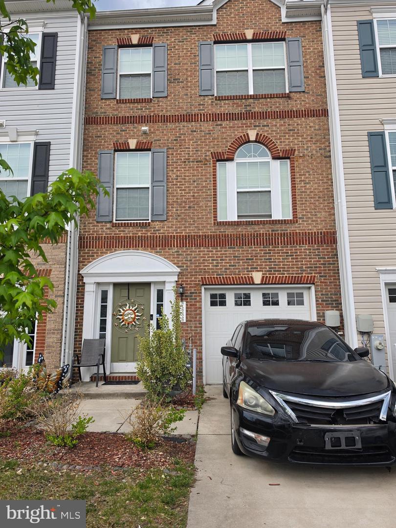 7686 Town View Dr — photo