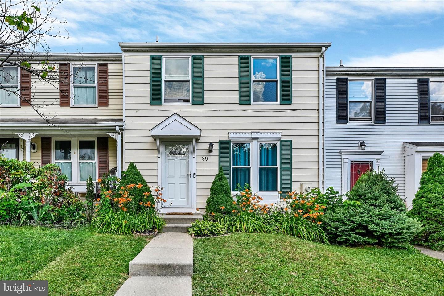 39 Rader Ct — photo