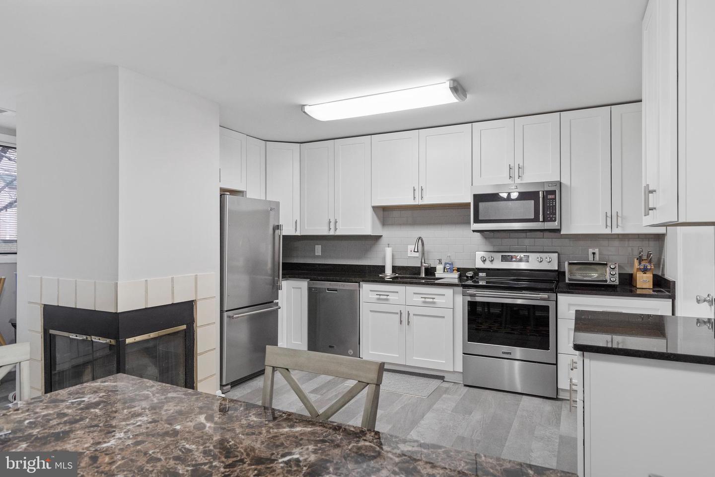 8019 Valley Manor Rd #2B — photo