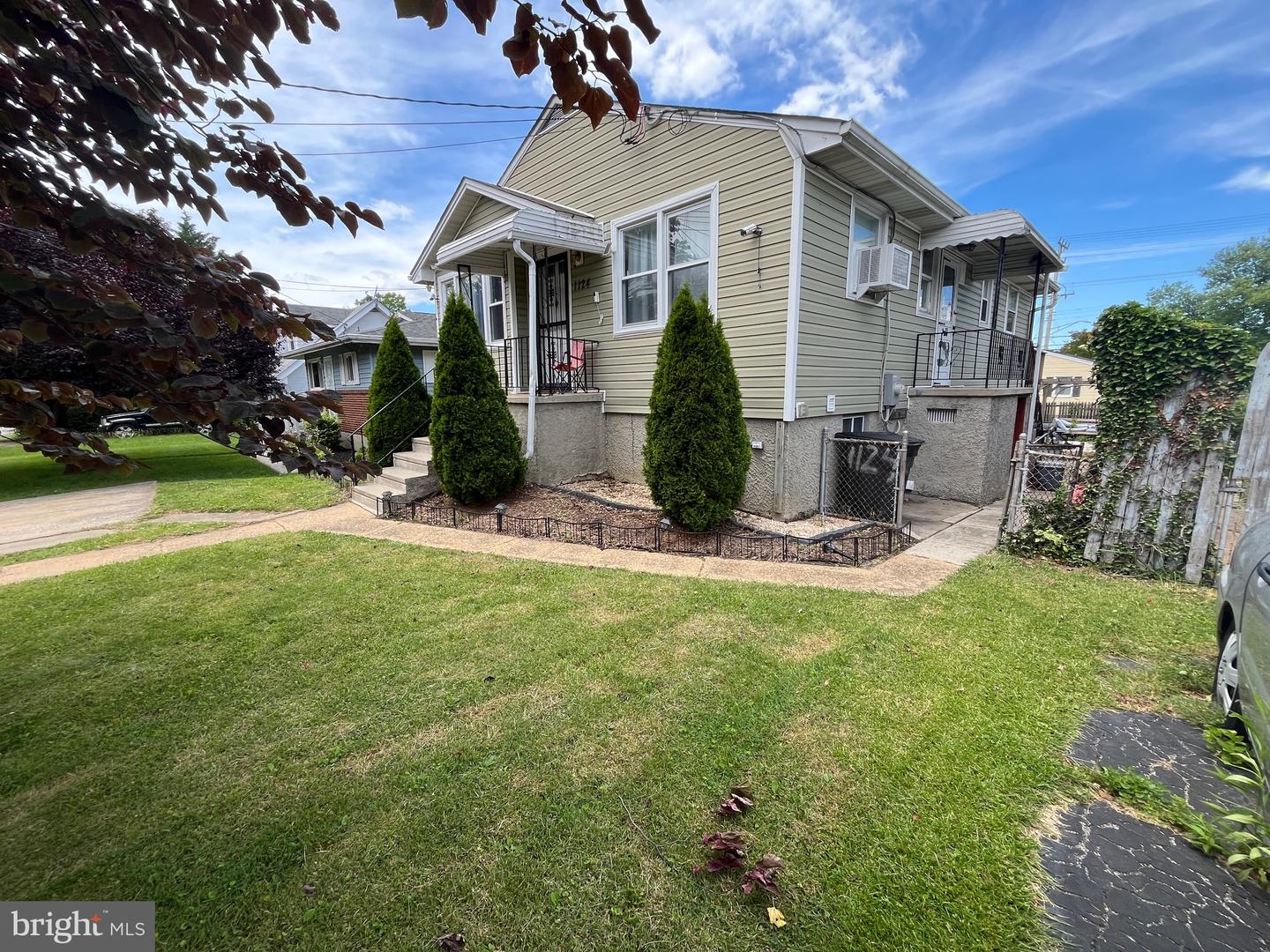 1124 Wilson — photo