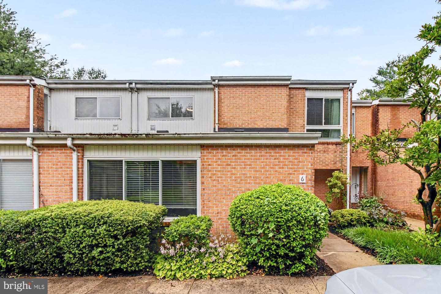 6 Lamplighter Ct #6 — photo