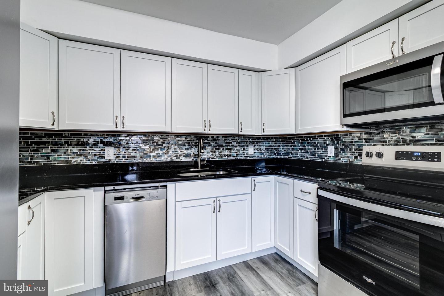1318 Wilson Point Road, Baltimore, MD 21220 — photo 2