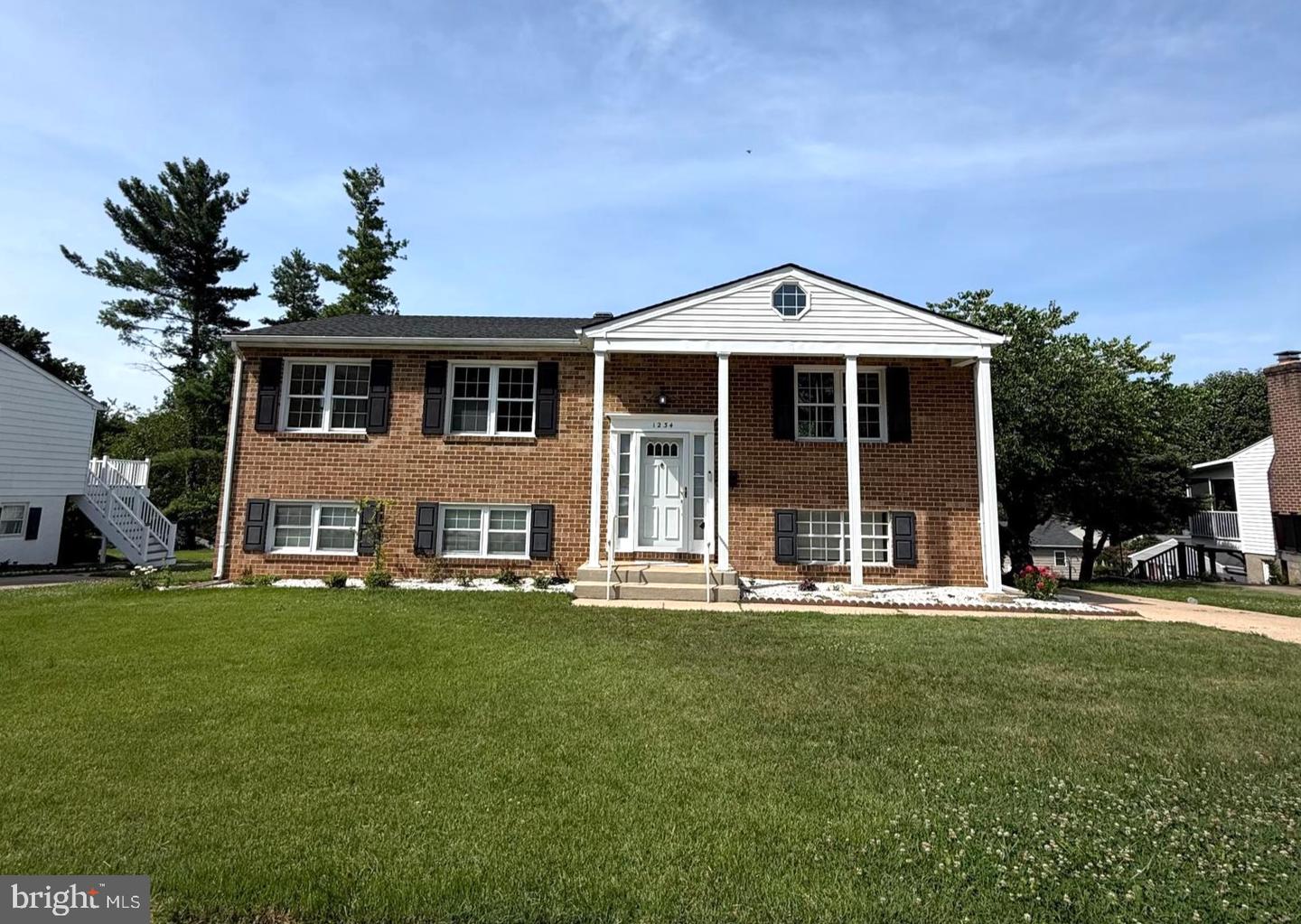 1234 Pleasant Valley Dr — photo