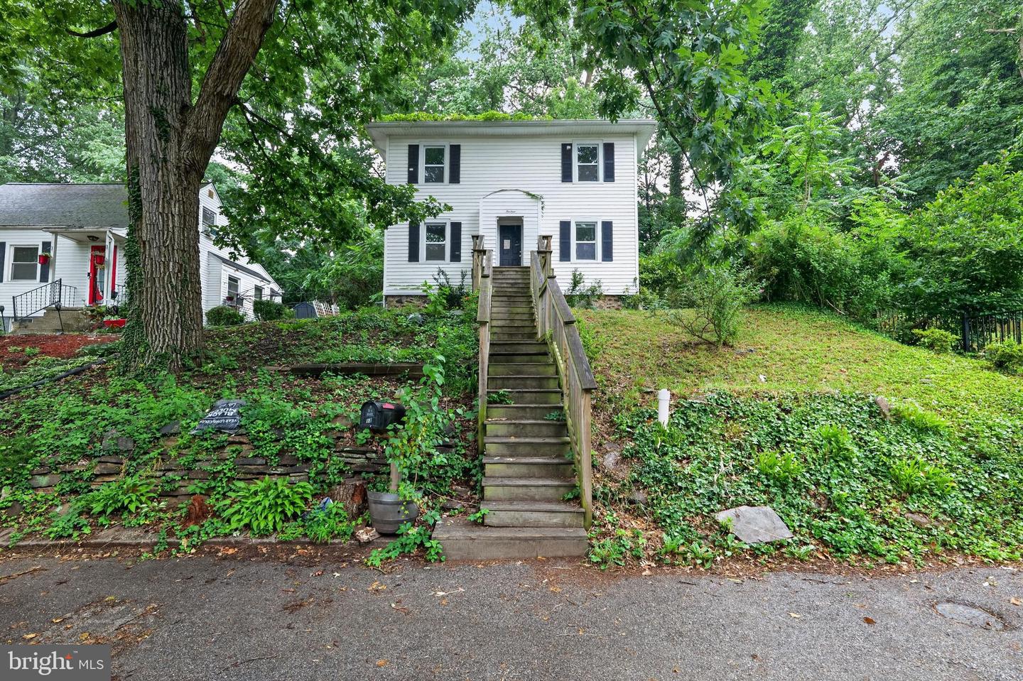 13 Beacon Hill Rd — photo