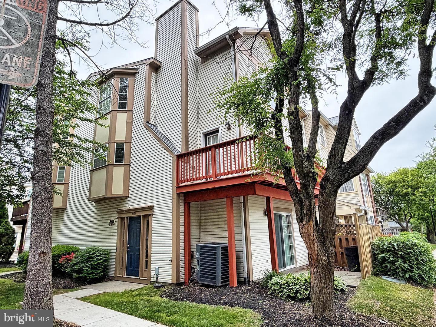 4100 Hunters Hill Cir #4100 — photo