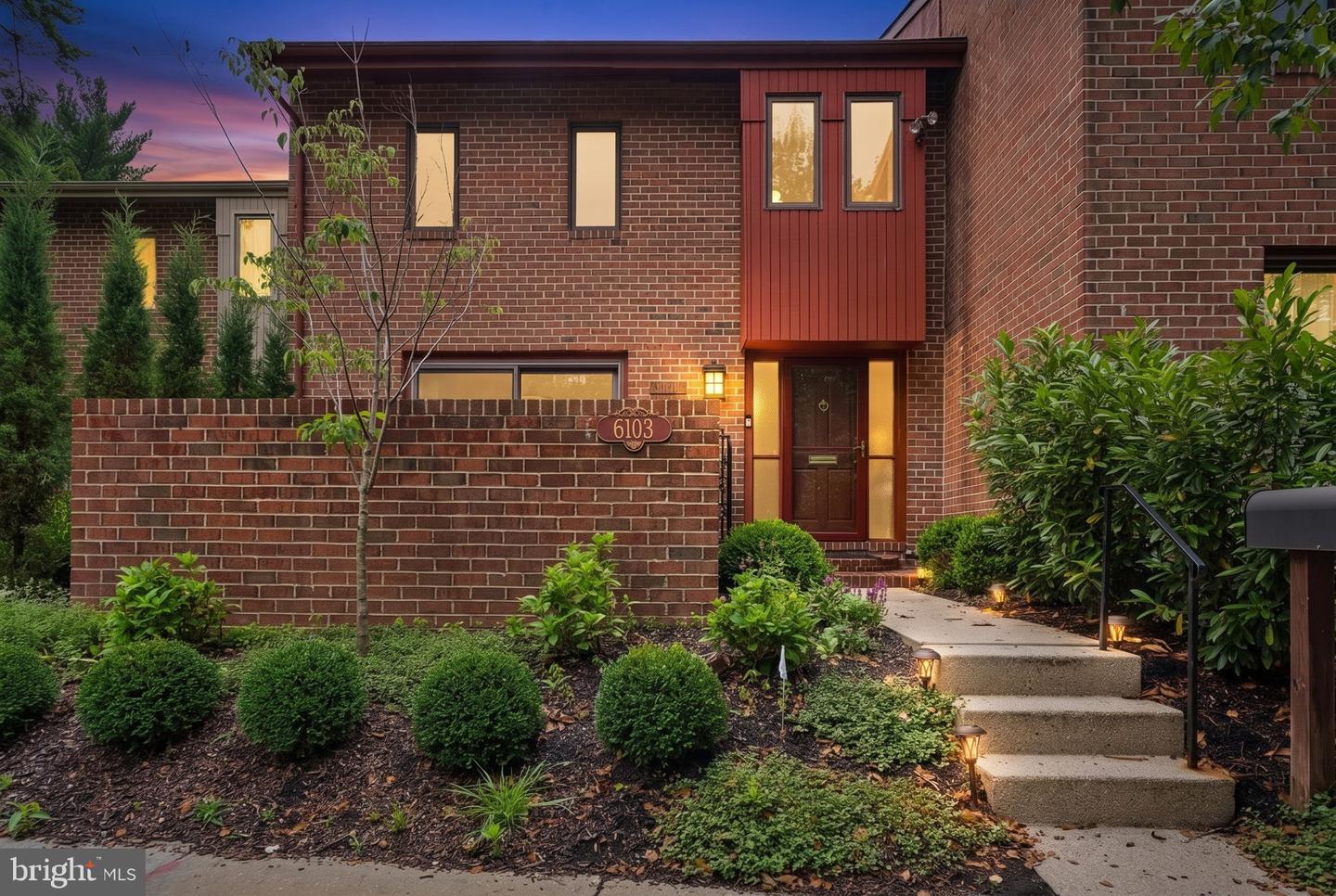 6103 Buckingham Manor Dr — photo