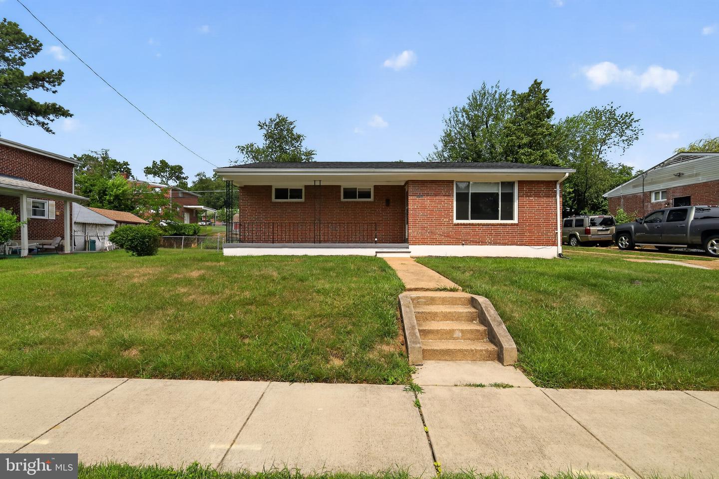 6613 Marott Dr — photo