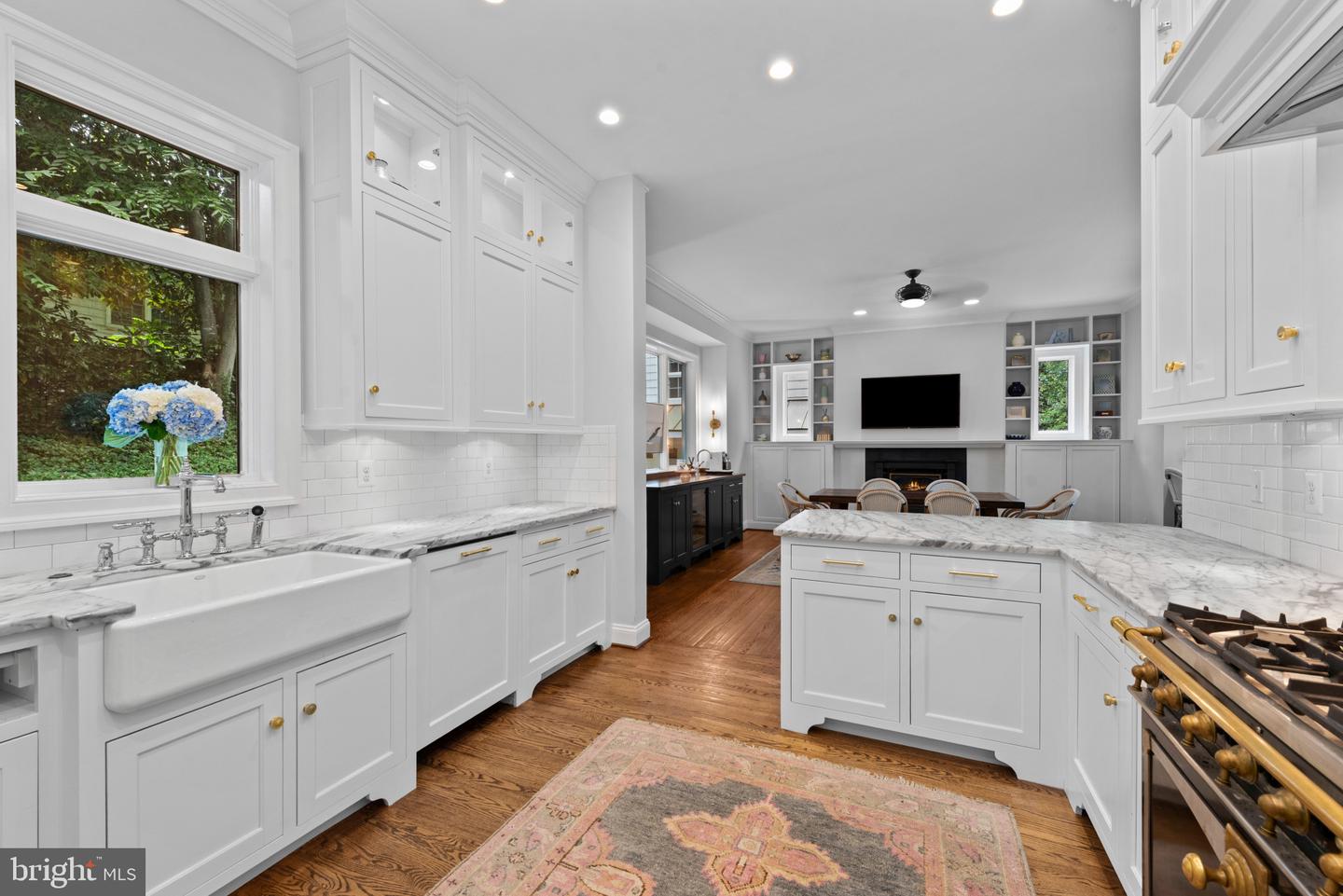 7807 Overbrook Rd — photo