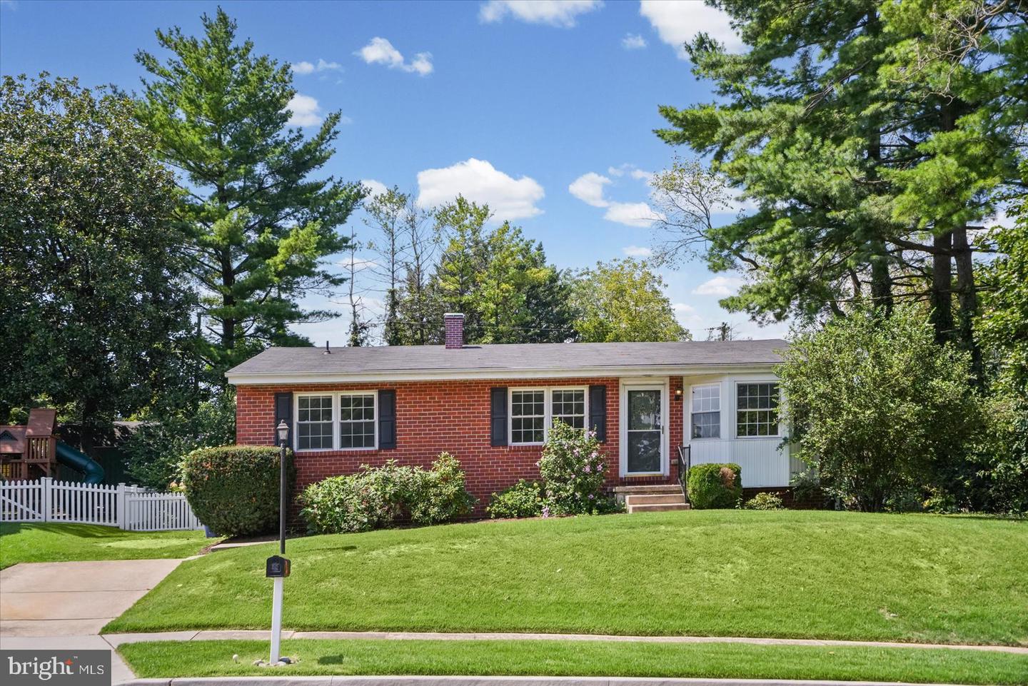 10202 Daventry Dr — photo