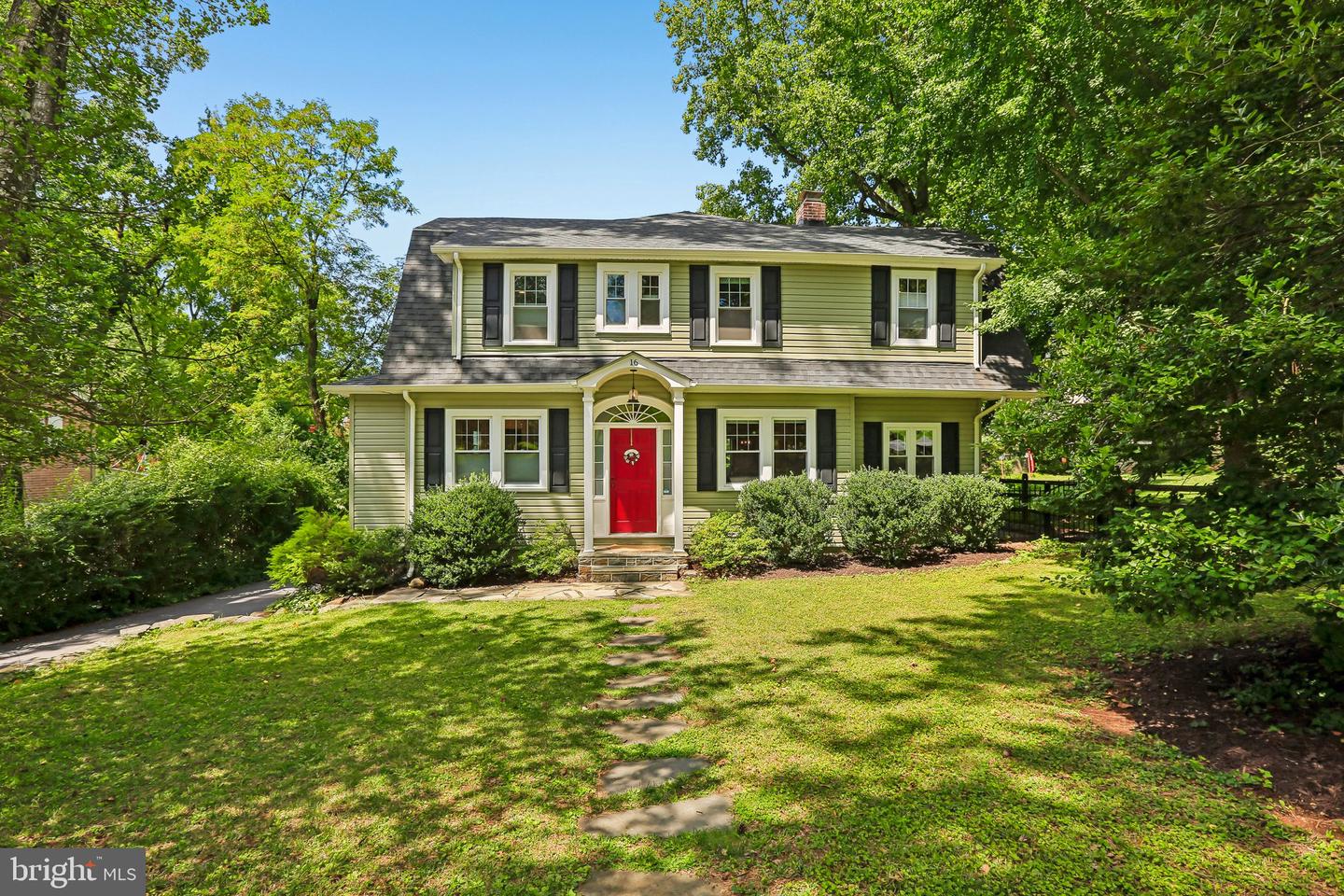 16 Overhill Road, Catonsville, MD 21228