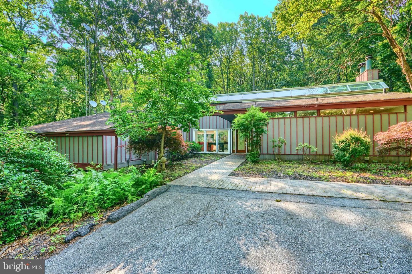 2101 Tufton Ave — photo
