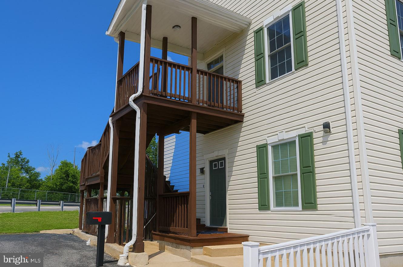 1435 Sulphur Spring Rd — photo