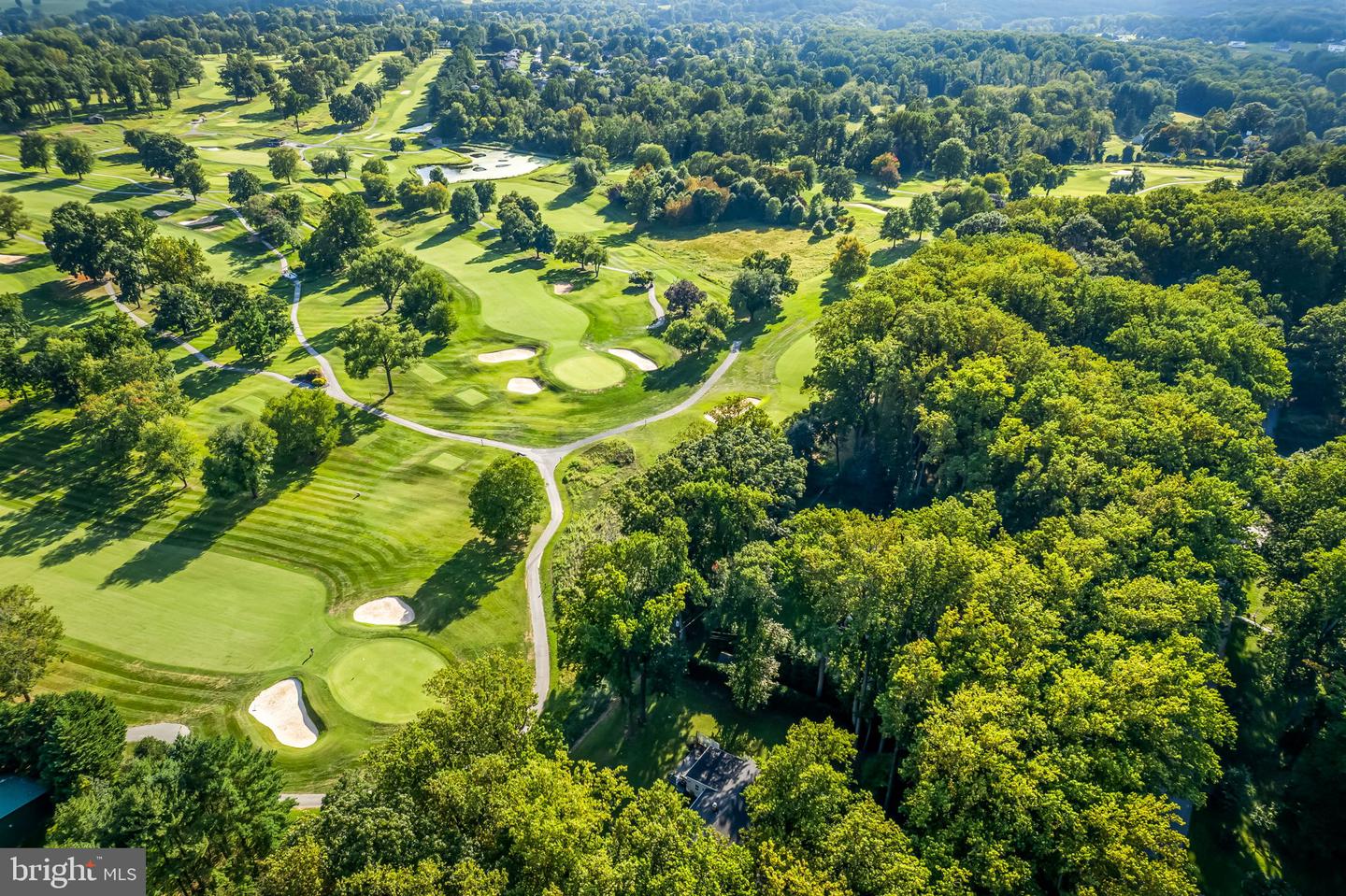 4 Country Club Ln — photo