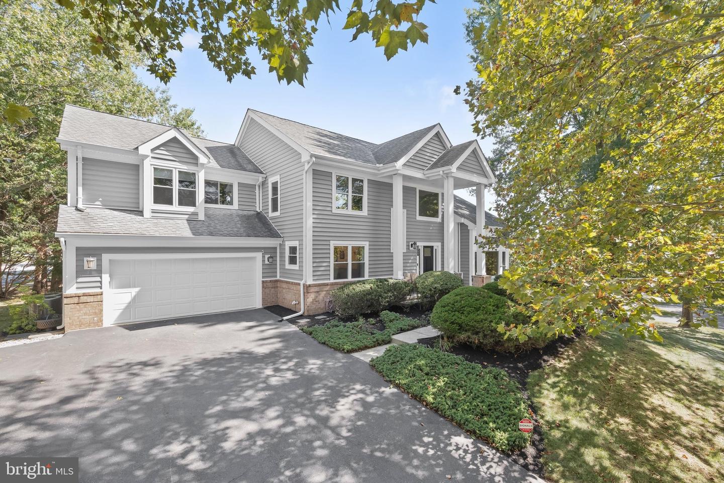 3711 Thoroughbred Ln — photo