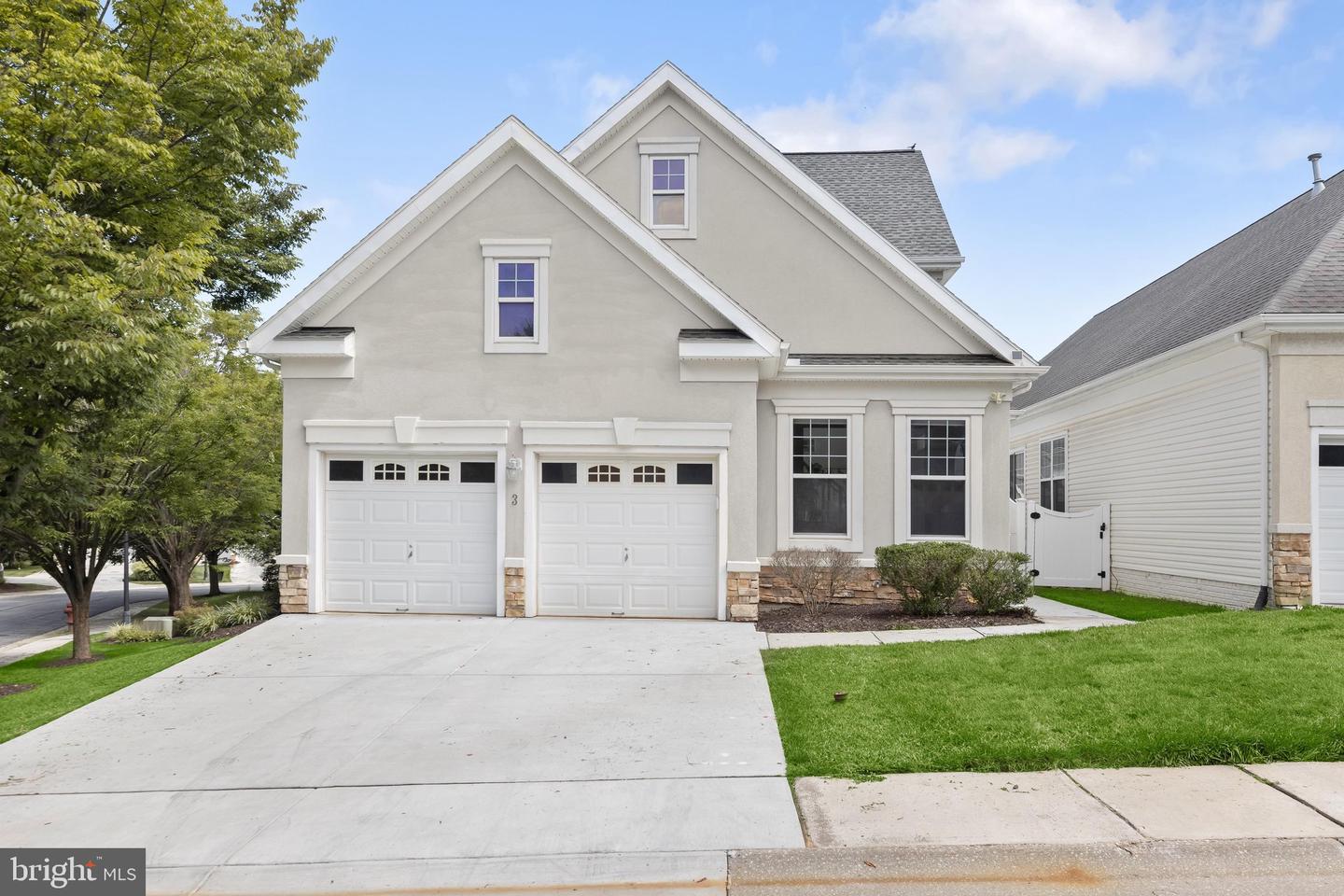 3 Dinaden Cir #3 — photo