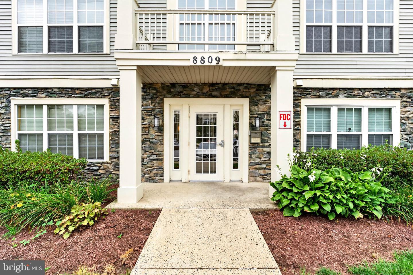 8809 Stone Ridge Cir #204 — photo
