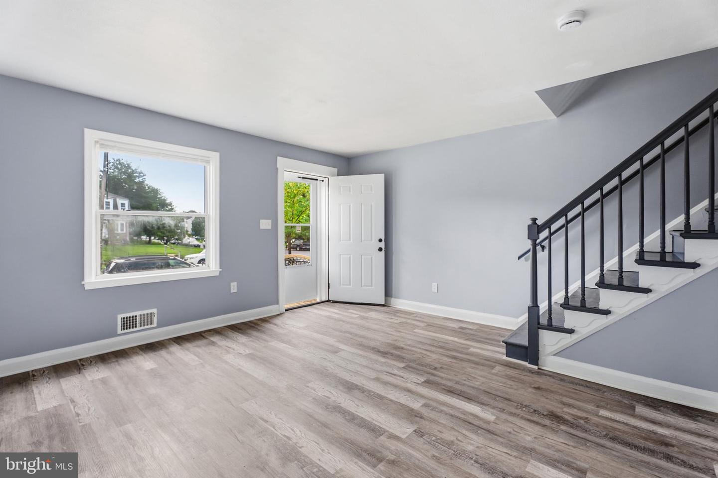 2123 Graythorn Road, Middle River, MD 21220 — photo 2