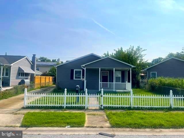 1202 Fuselage Ave — photo