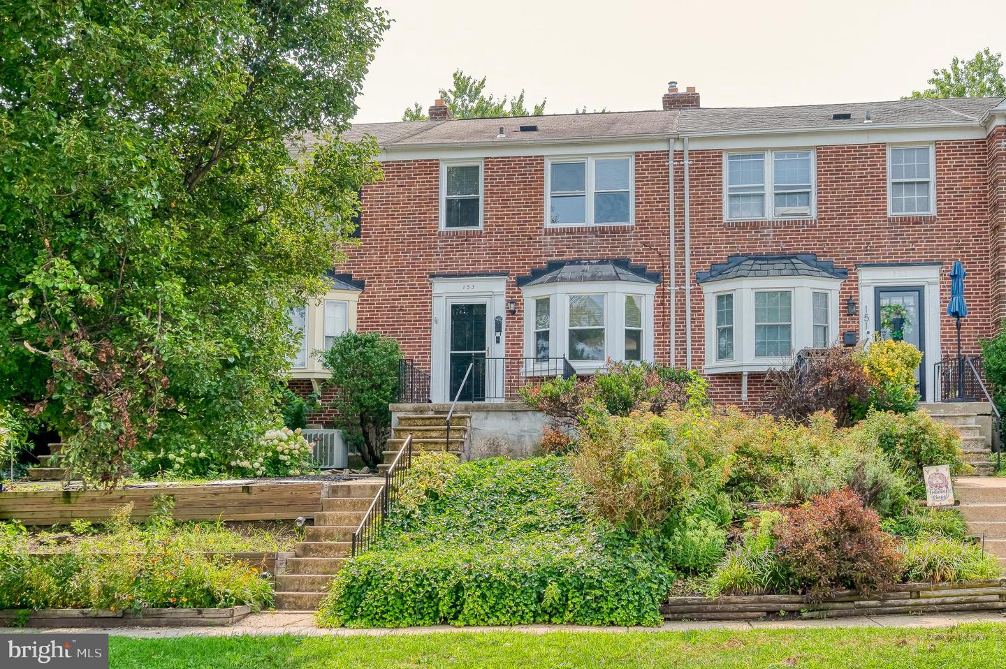 153 Brandon Rd — photo